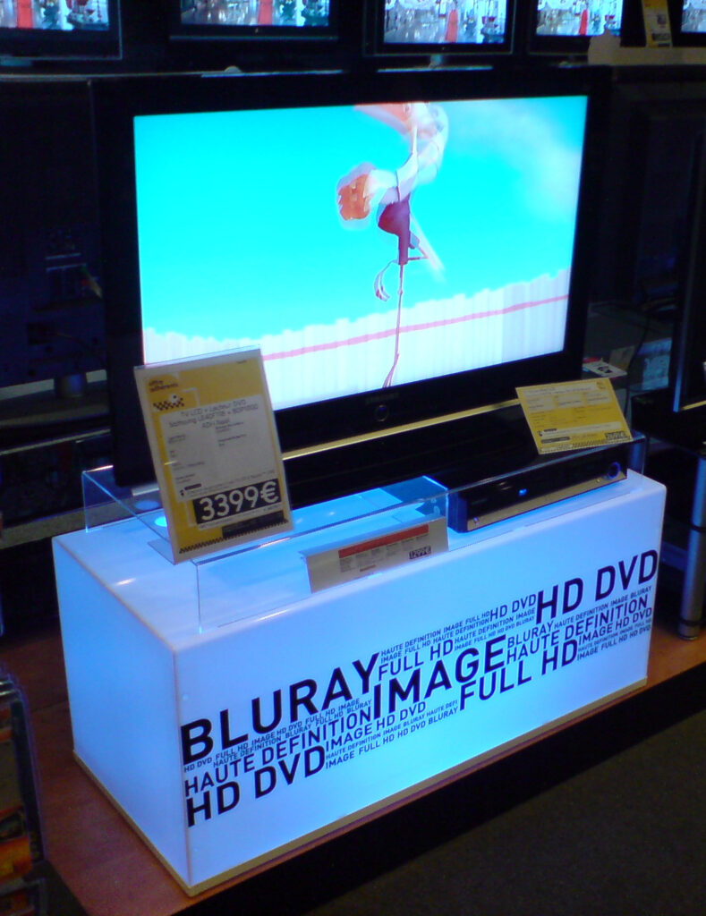 Agencement de PLV en plexiglass avec lumière intérieure avec habillage