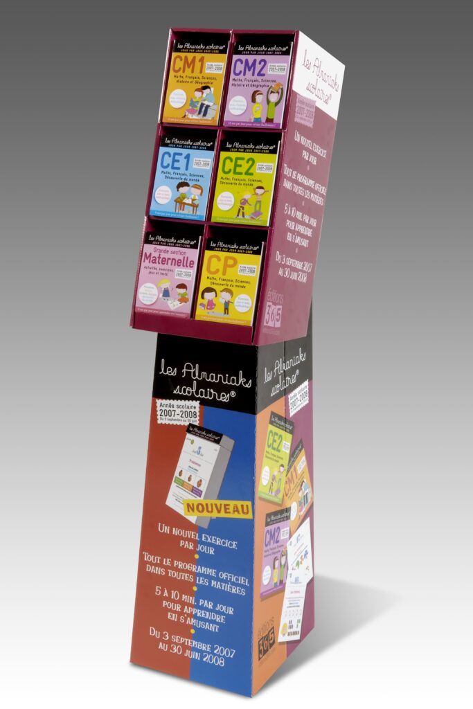 PLV en carton avec habillage d'impression numérique, découpe sur mesure